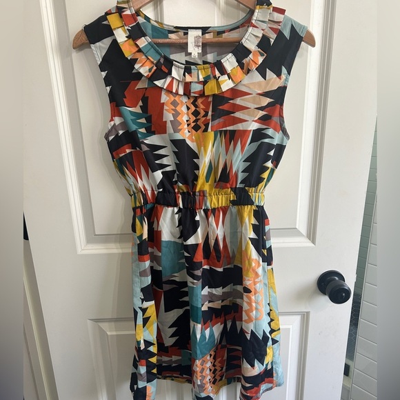 EUC like new size M colorful geometric print sleeveless dress. Runs small - Picture 2 of 9